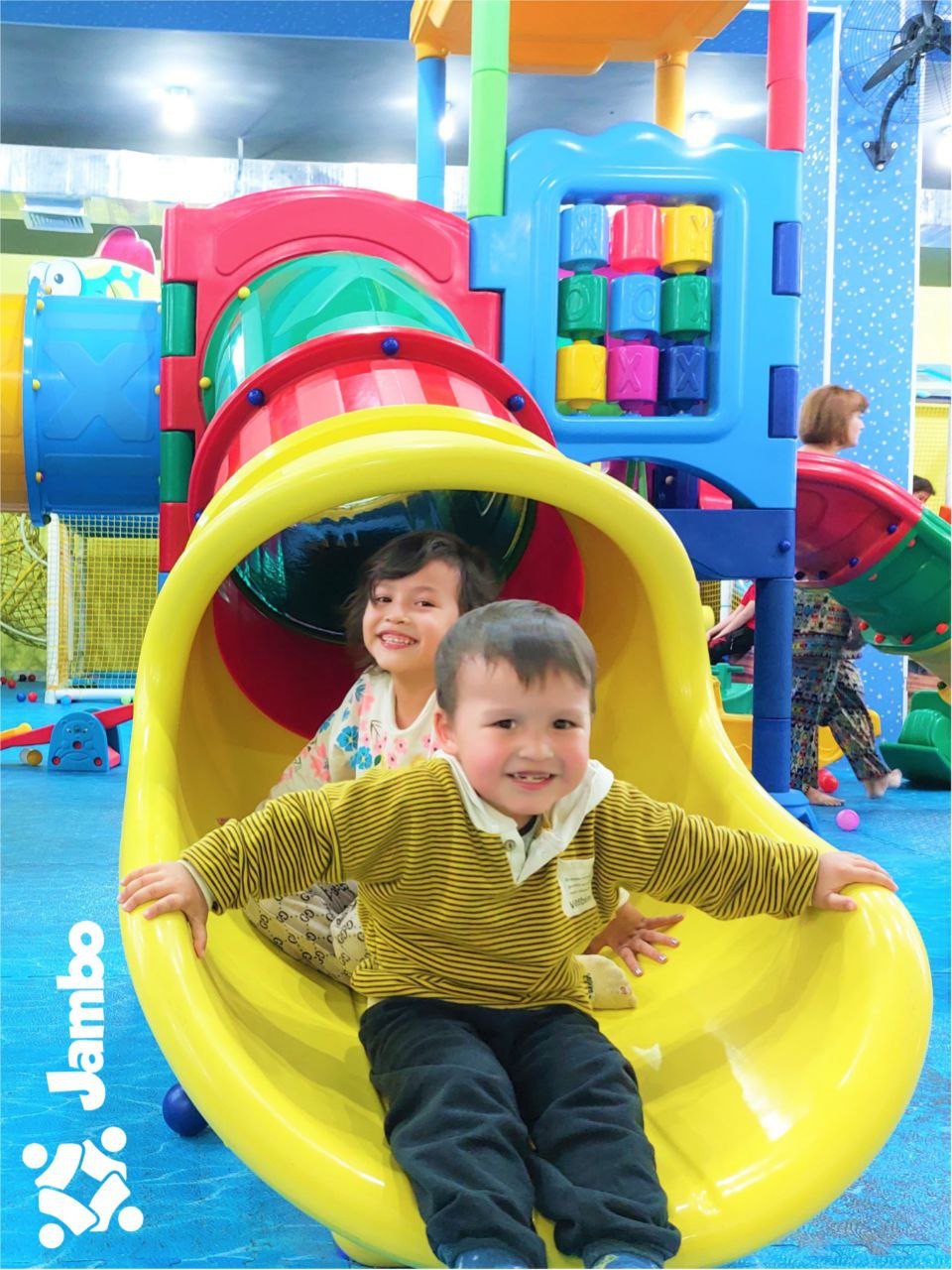 Узбекистан, 100169, <a class='addr_link' target='_blank' href='/oblast/tashkentskaya-oblast'>Ташкентская область</a>, <a class='addr_link' target='_blank' href='/gorod/tashkent' >Ташкент</a>, <a class='addr_link' target='_blank' href='/rayon/shajhantahurskij/tashkent'>Шайхантахурский район</a>, <a class='addr_link' target='_blank' href='/ulica/ul--mahtumkuli/tashkent'>ул. МАХТУМКУЛИ</a>, 1